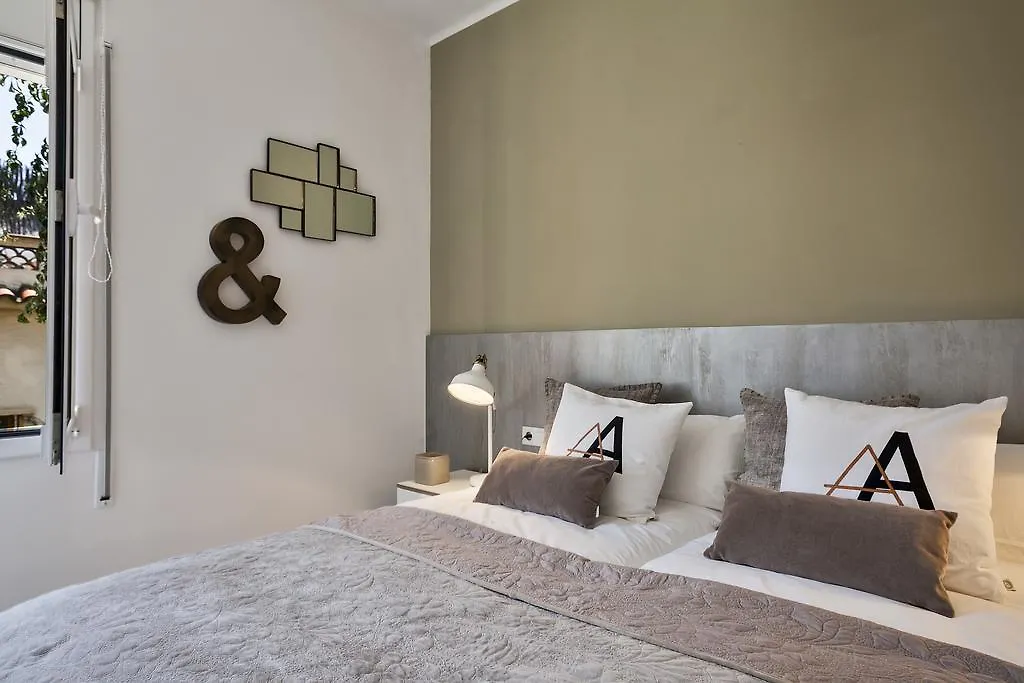 Charming & Quiet Park Guell Apartment Barcellona Spagna