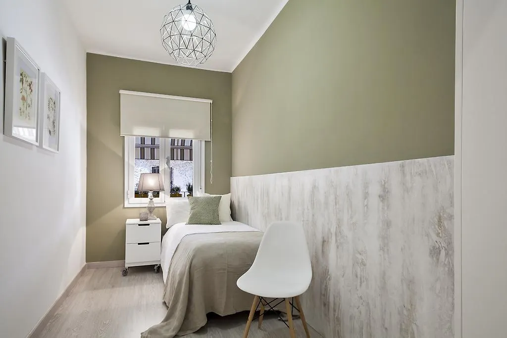Charming & Quiet Park Guell Apartment Barcellona